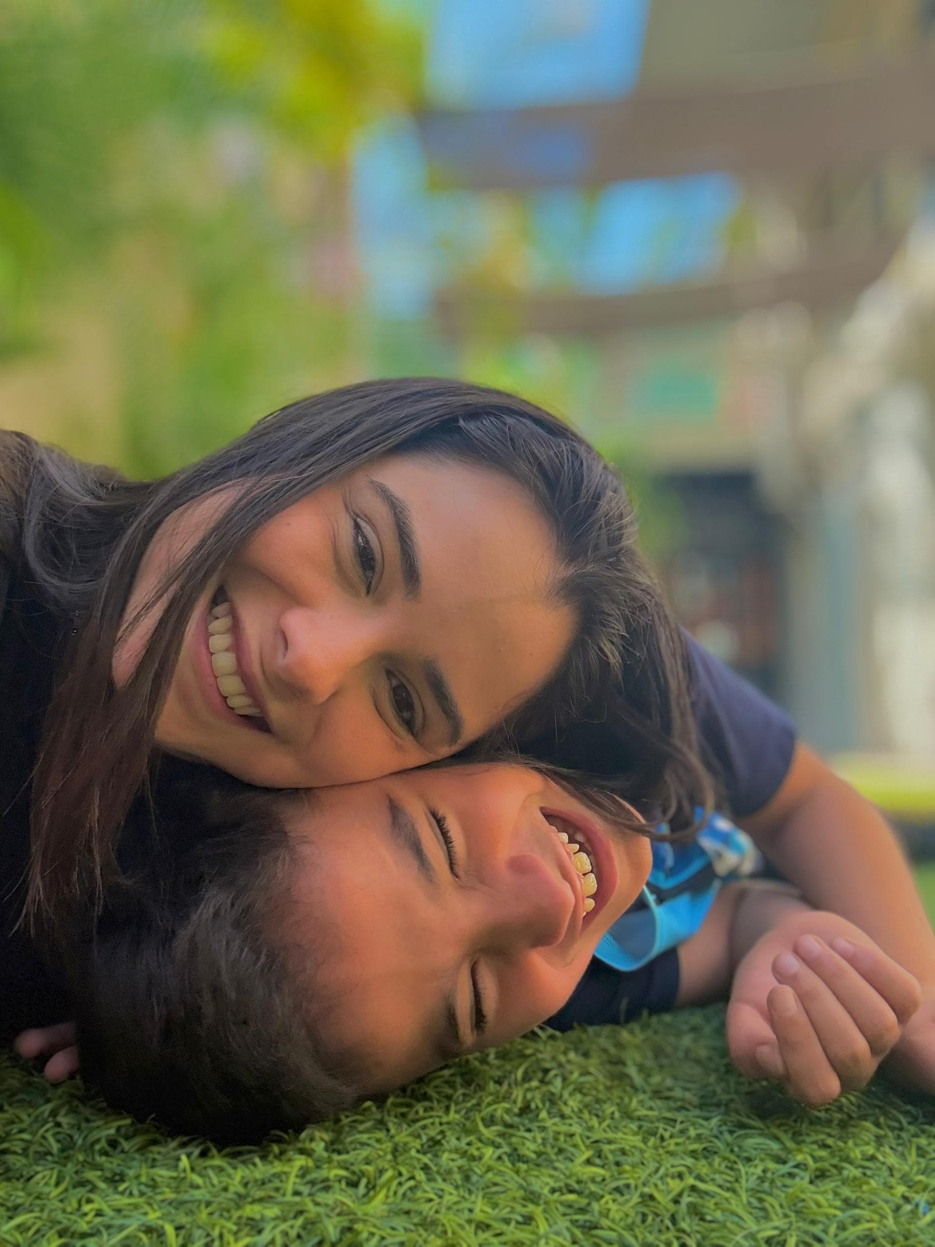 Fisioterapeuta con bebé